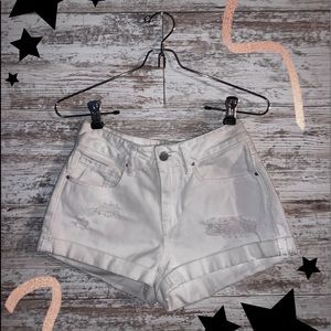 bullhead white denim shorts, size 24